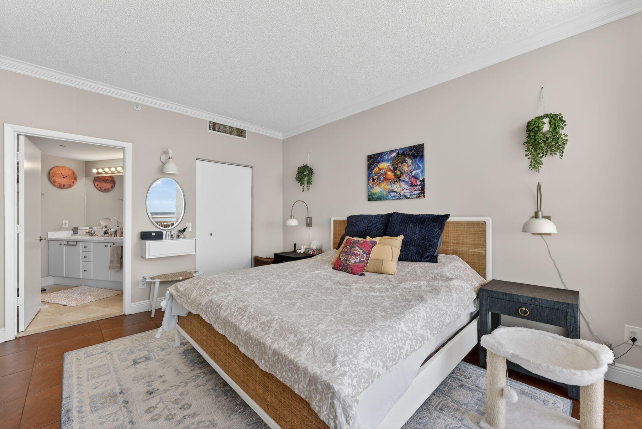 THE METROPOLITAN CONDO - Residential Lease