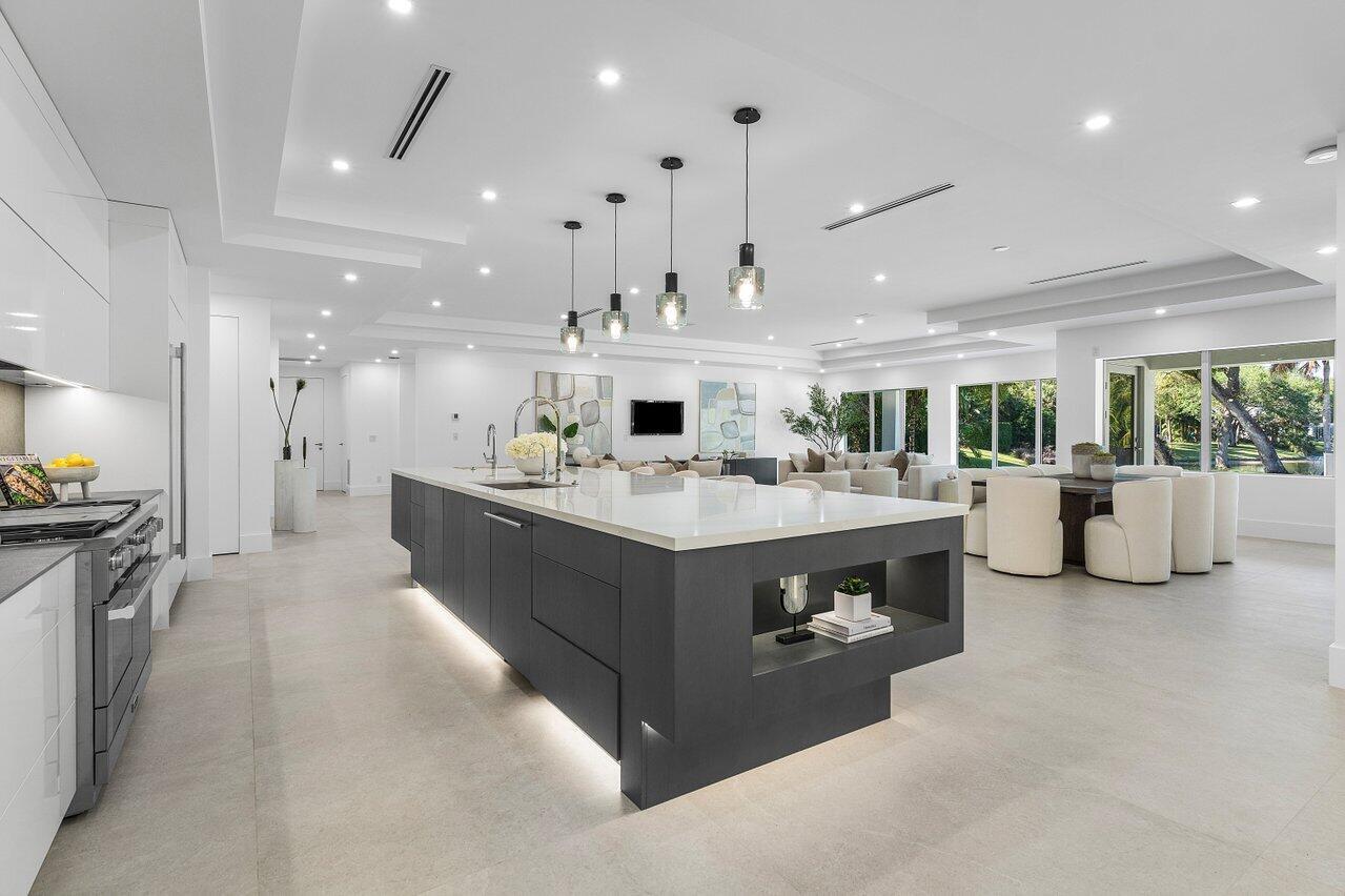 FOXE CHASE - Residential