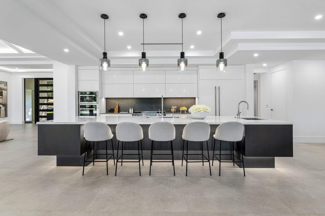 FOXE CHASE - Residential