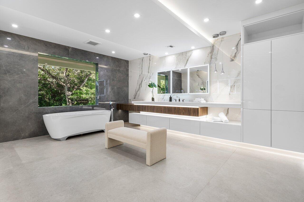 FOXE CHASE - Residential