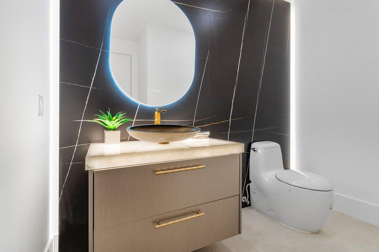 FOXE CHASE - Residential