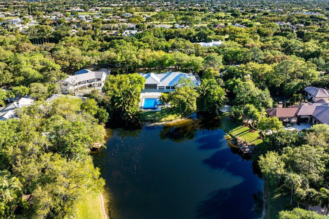 FOXE CHASE - Residential