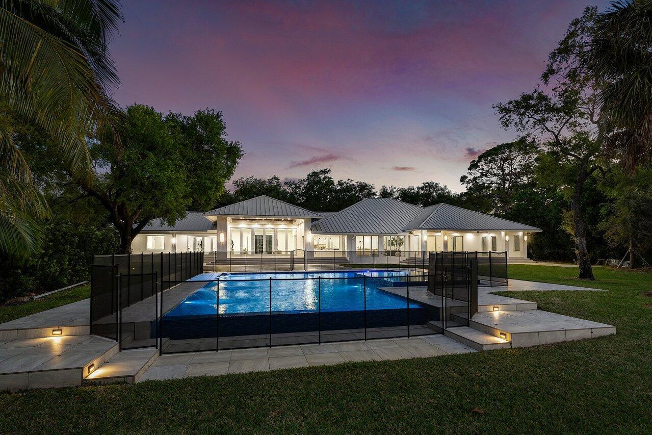 FOXE CHASE - Residential