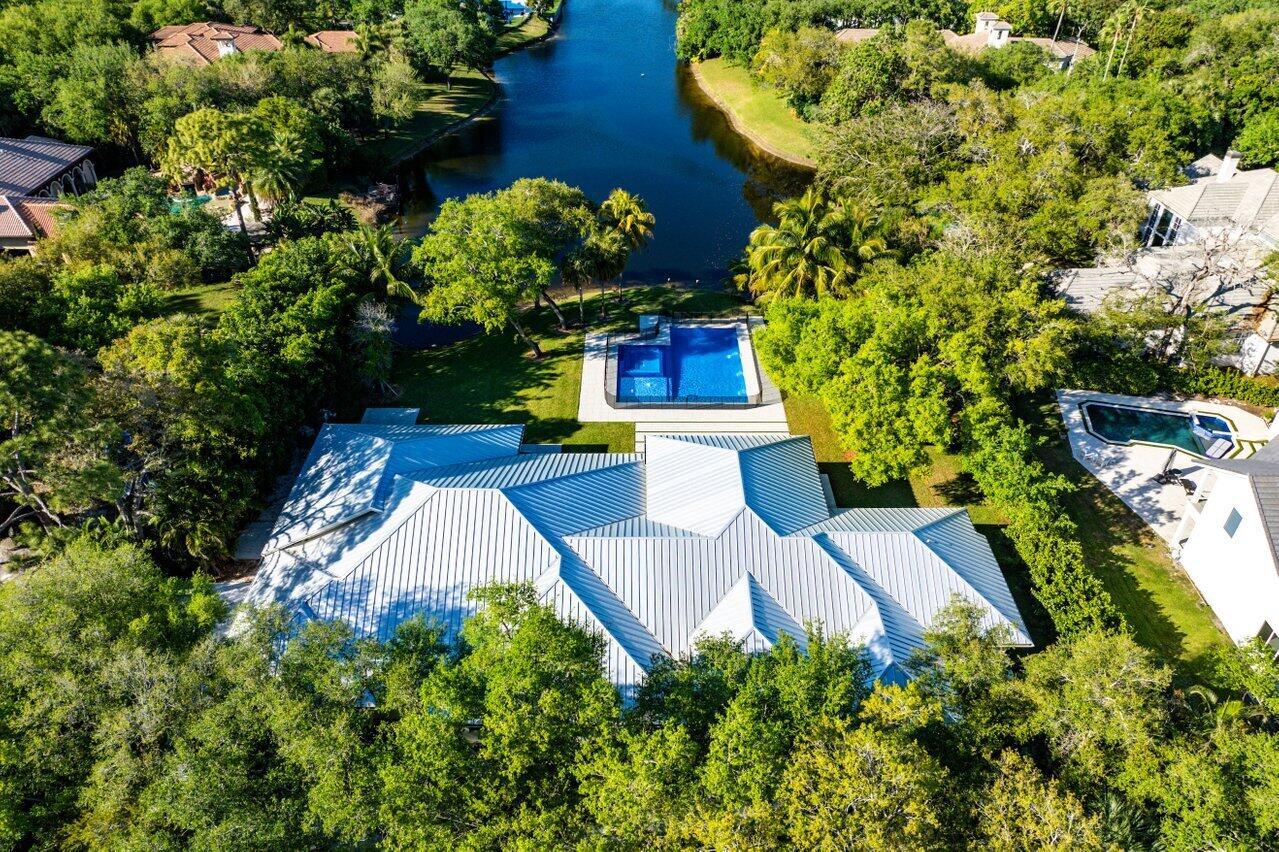 FOXE CHASE - Residential