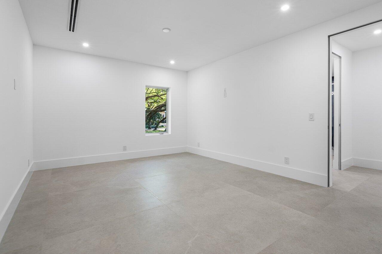 FOXE CHASE - Residential