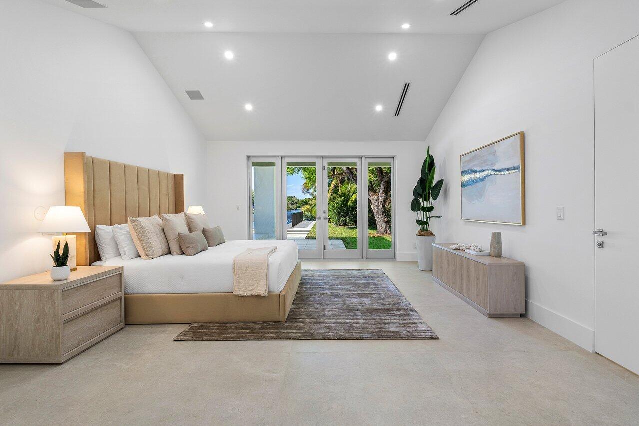 FOXE CHASE - Residential