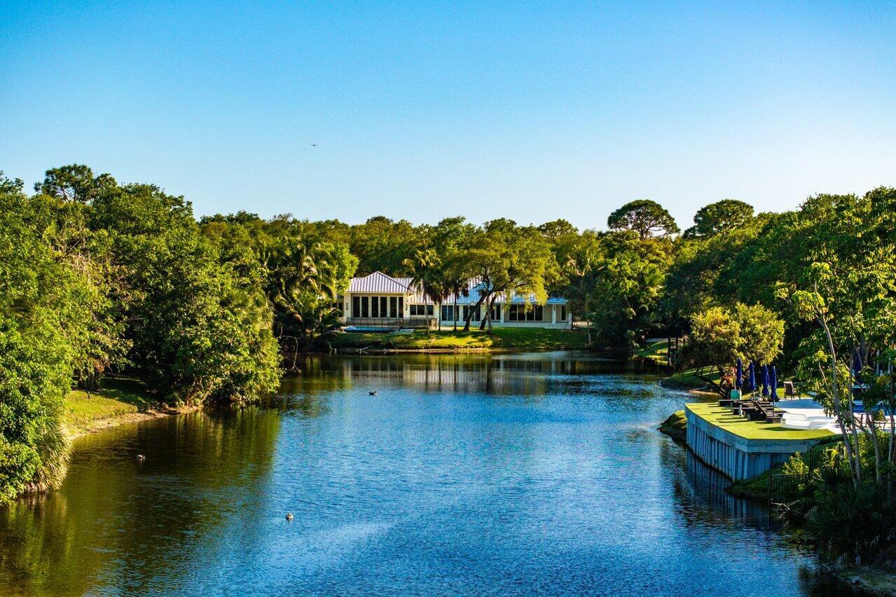 FOXE CHASE - Residential