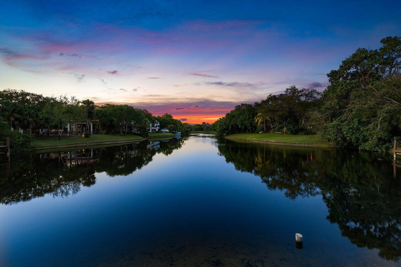 FOXE CHASE - Residential