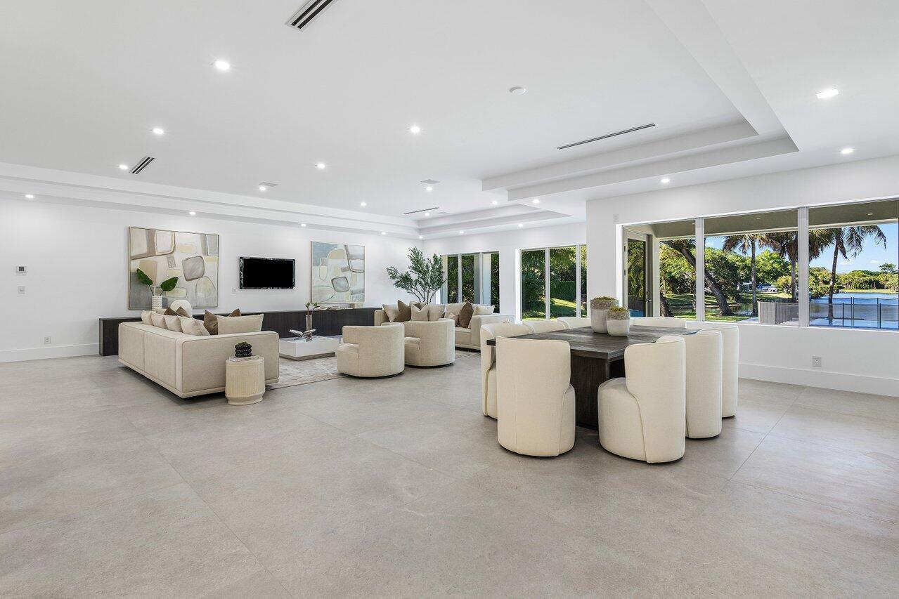 FOXE CHASE - Residential