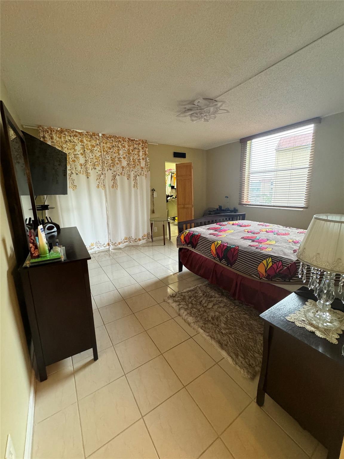 Palm Lakes - Residential