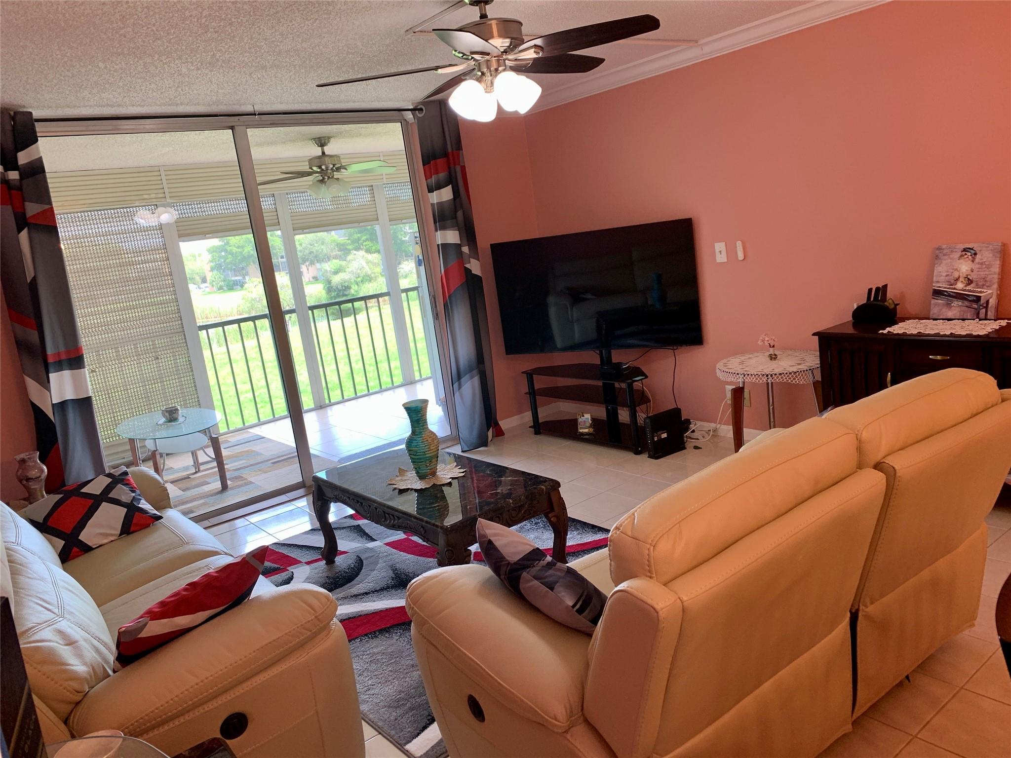 Palm Lakes - Residential