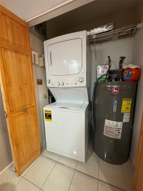 Palm Lakes - Residential