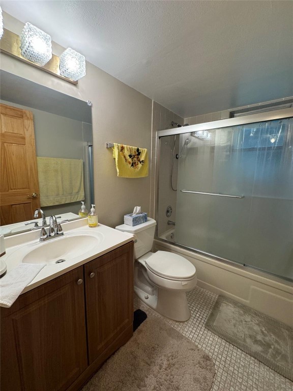 Palm Lakes - Residential