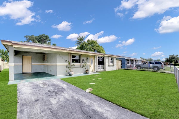 1420 NW 33RD TER, LAUDERHILL, FL 33311 - Image 3a57042b448986fed2d4a3ef6ef7daec/528808045