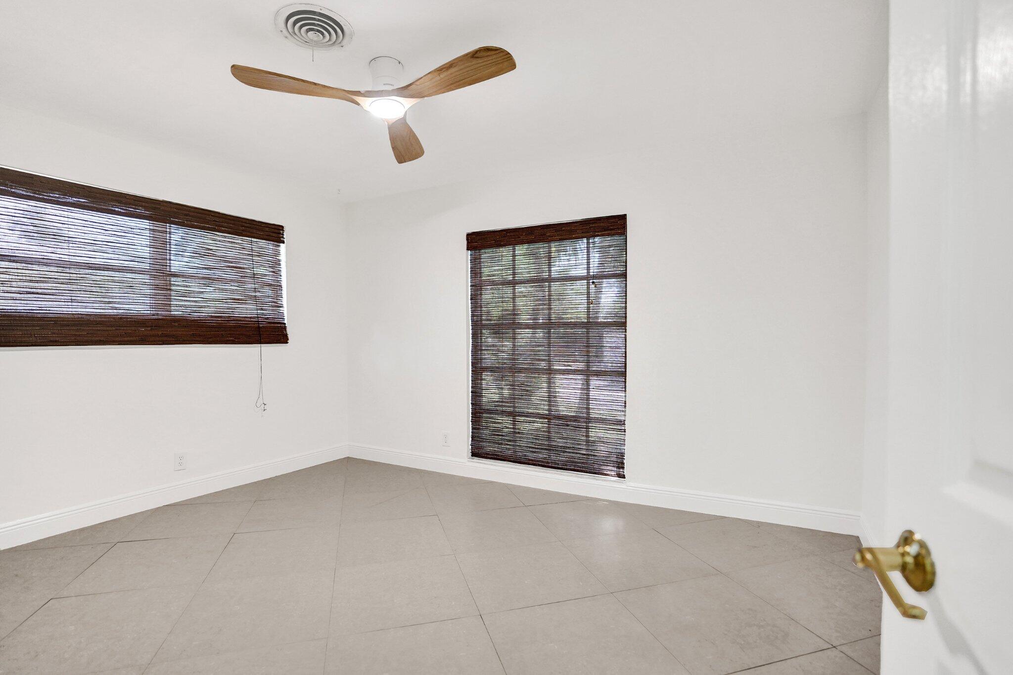 ROYAL OAK HILLS 2ND SEC - Residential