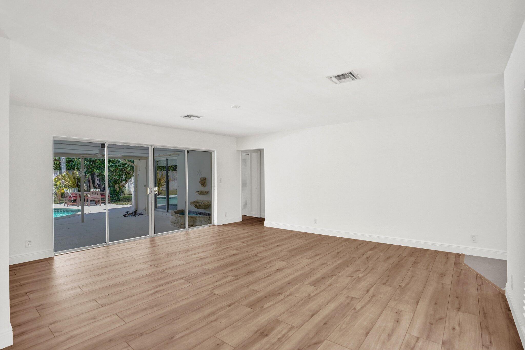 ROYAL OAK HILLS 2ND SEC - Residential