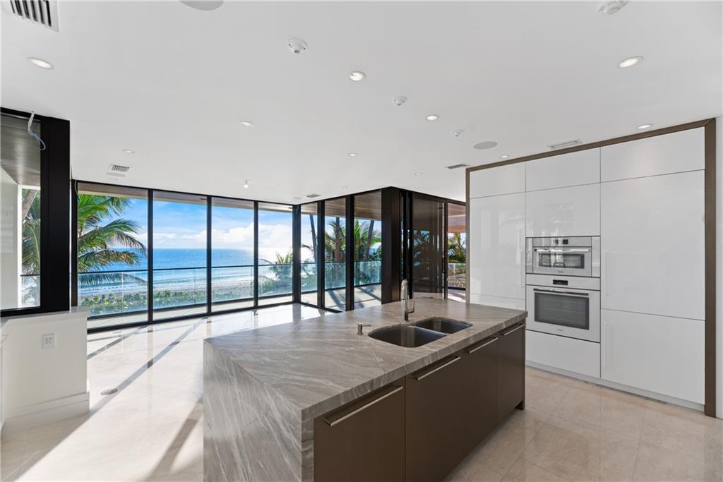 LAUDERDALE BEACH - Residential