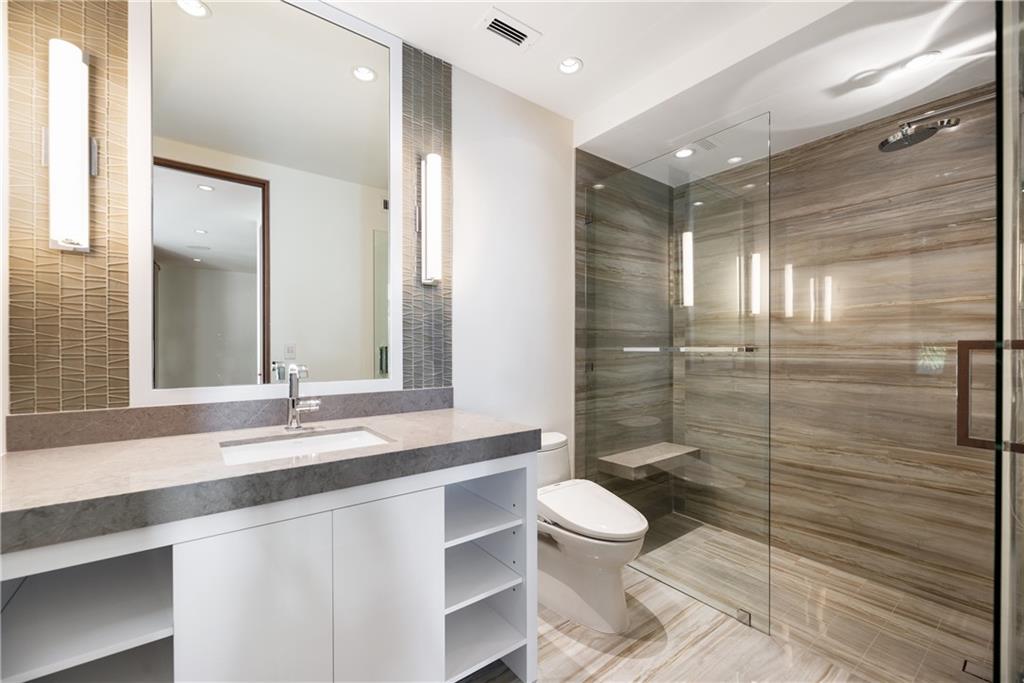 LAUDERDALE BEACH - Residential