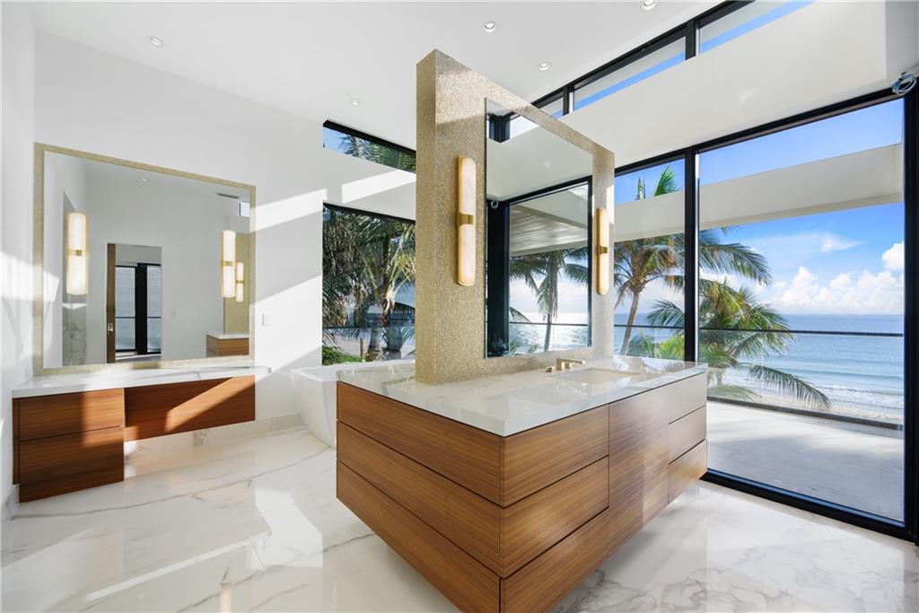 LAUDERDALE BEACH - Residential