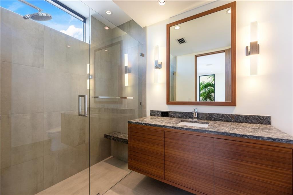 LAUDERDALE BEACH - Residential