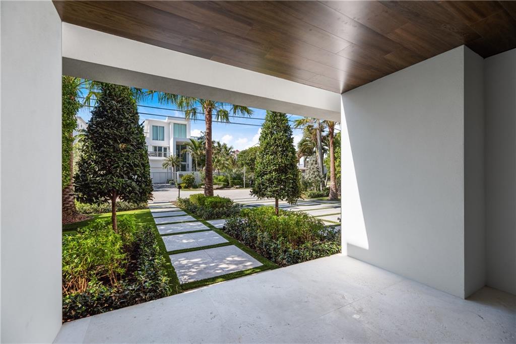 LAUDERDALE BEACH - Residential