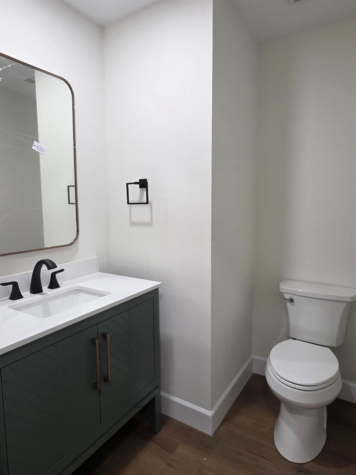 Island Lakes - Residential Lease