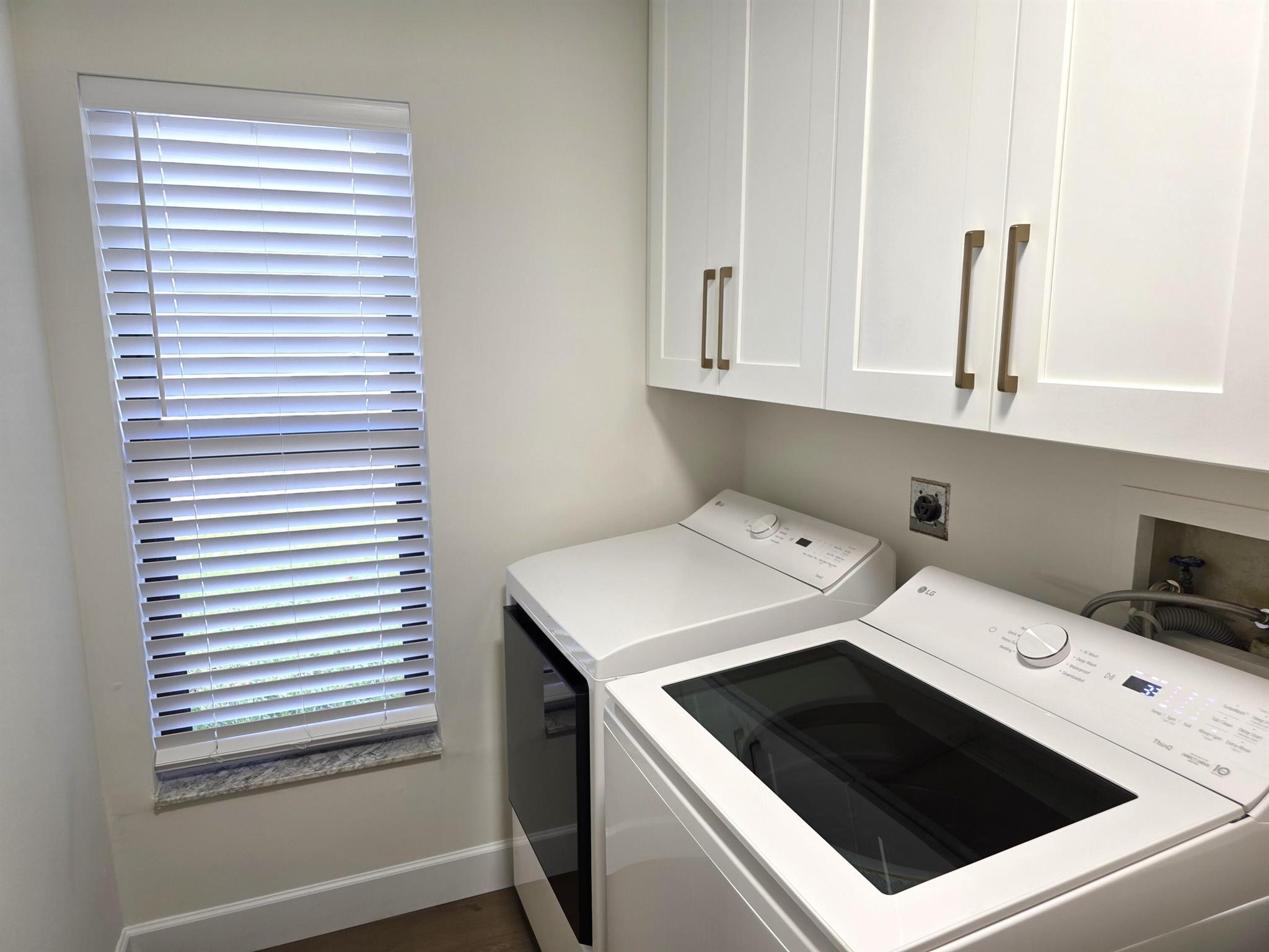 Island Lakes - Residential Lease