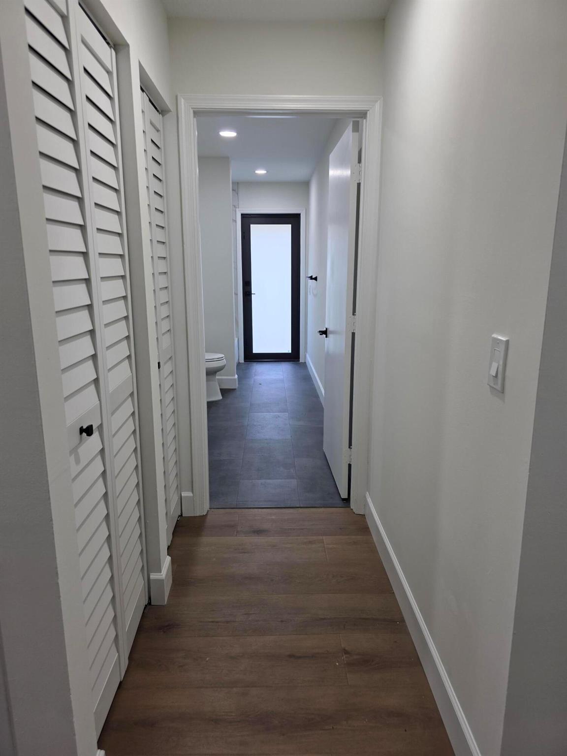 Island Lakes - Residential Lease