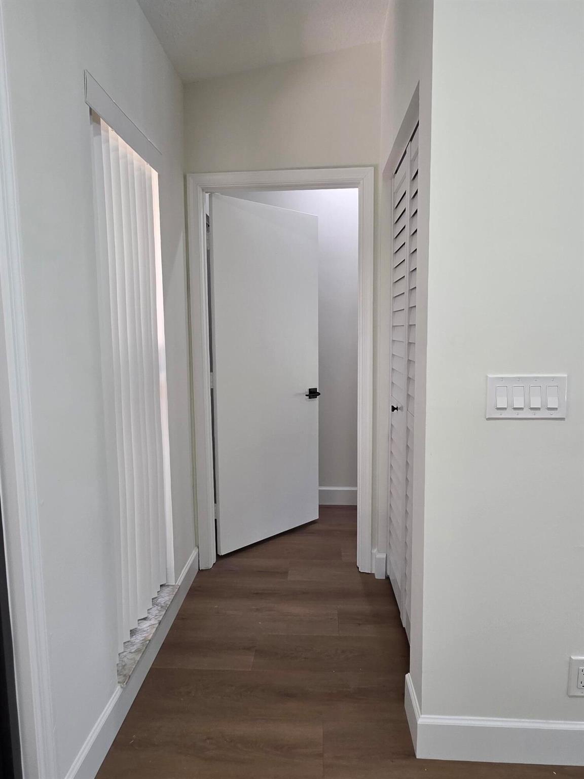 Island Lakes - Residential Lease