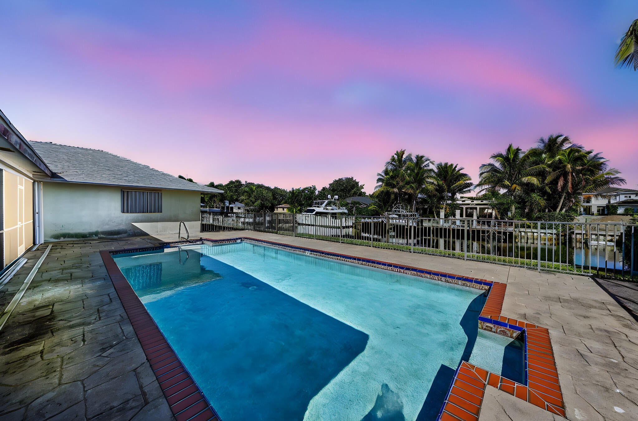 2185 Carib Circle
