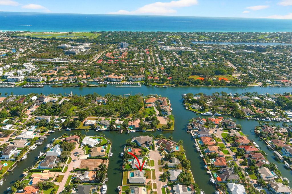 Photo of 2185 Carib Circle, Palm Beach Gardens, FL 33410 (MLS # R11155126)