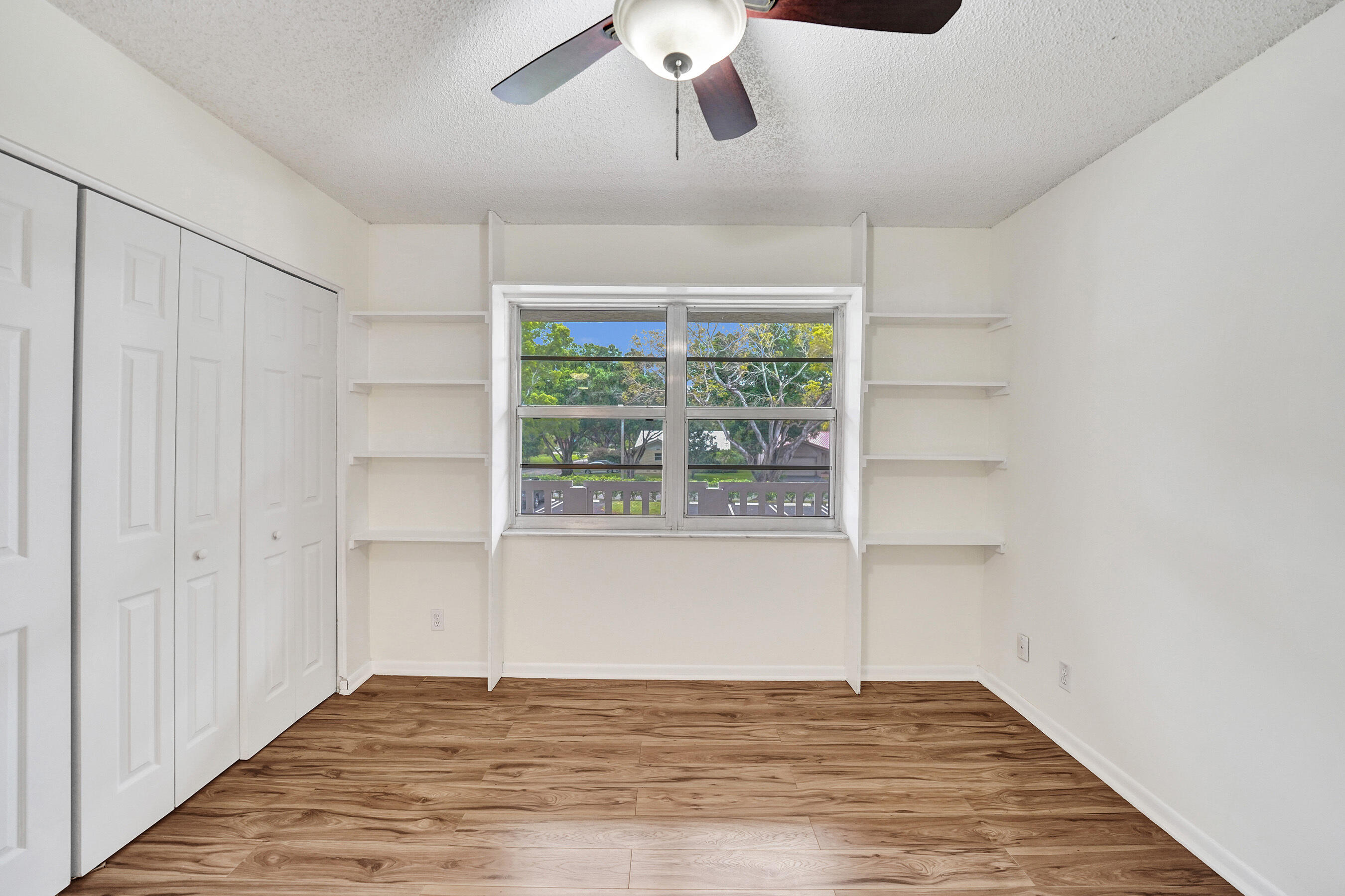 SHERWOOD SQUARE CONDOMINIUM - Residential