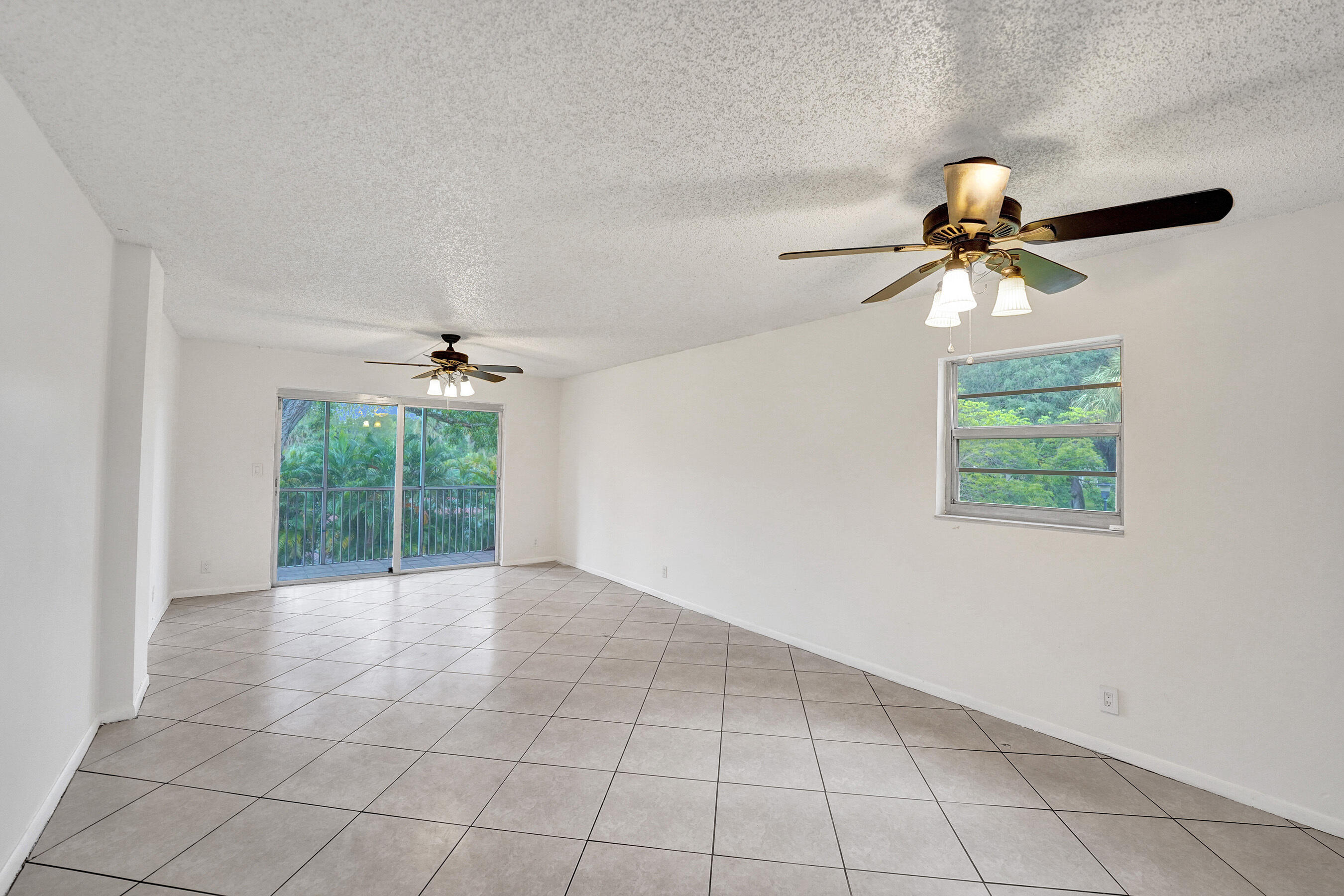 SHERWOOD SQUARE CONDOMINIUM - Residential
