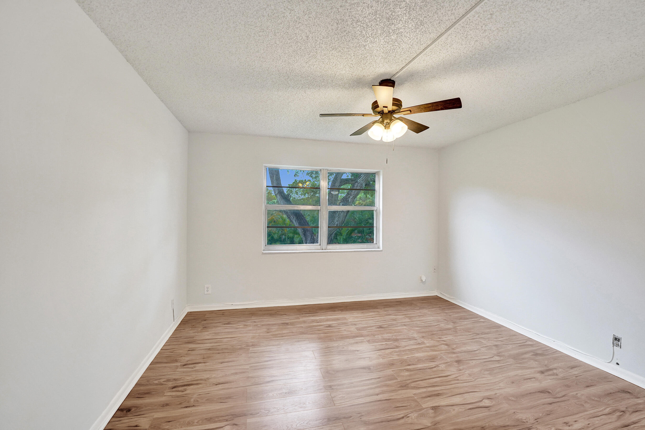 SHERWOOD SQUARE CONDOMINIUM - Residential