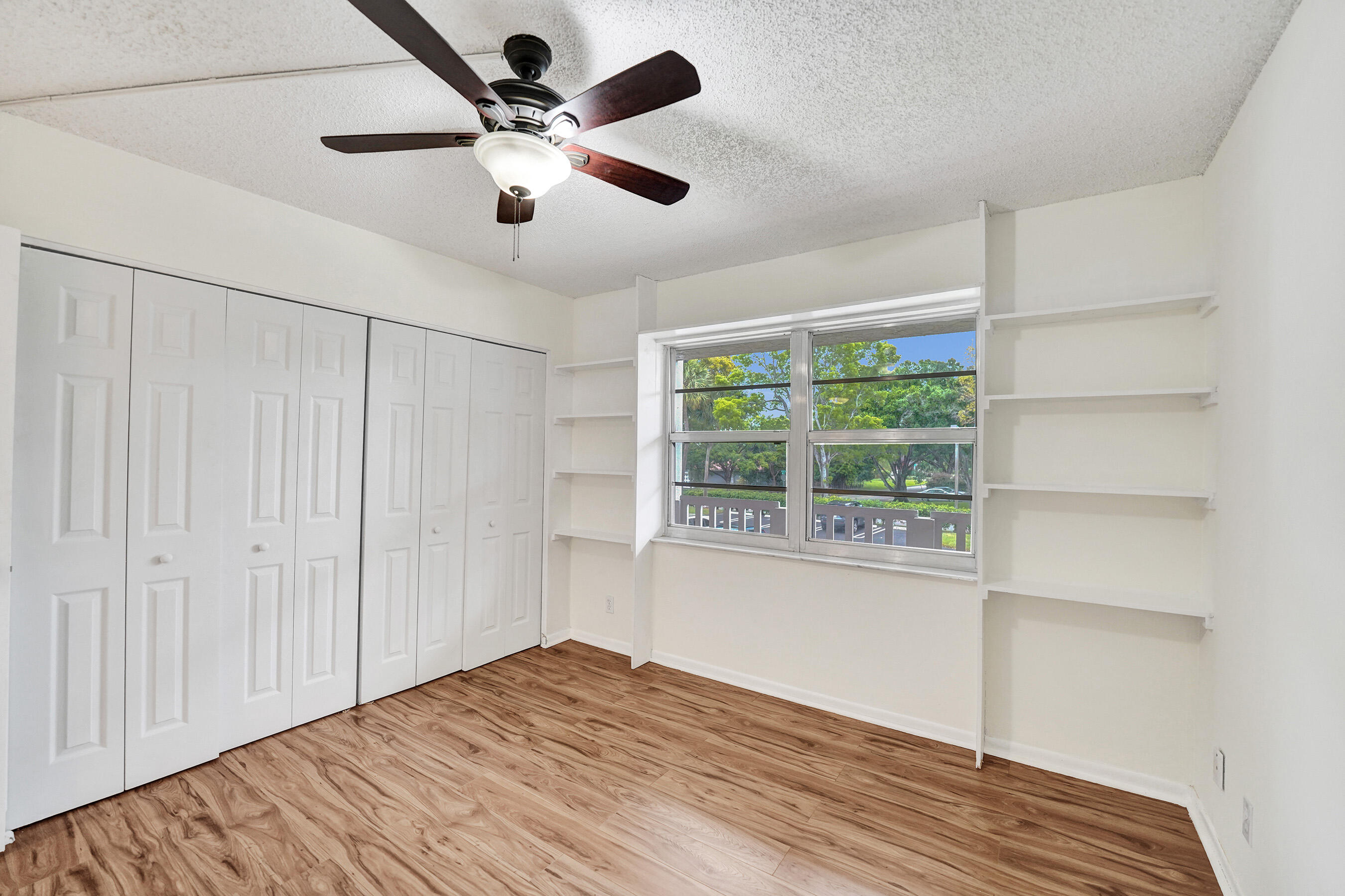 SHERWOOD SQUARE CONDOMINIUM - Residential