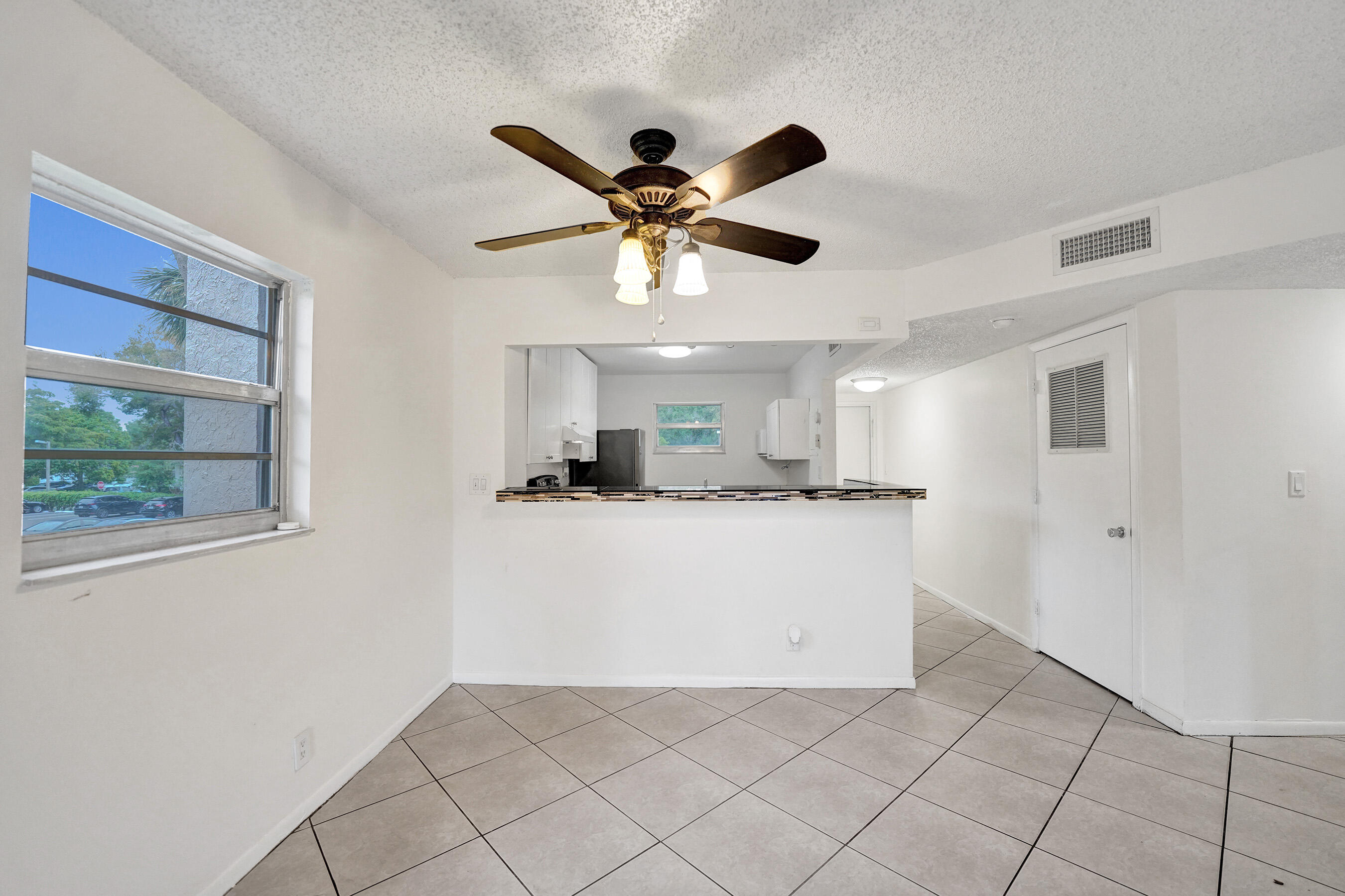 SHERWOOD SQUARE CONDOMINIUM - Residential