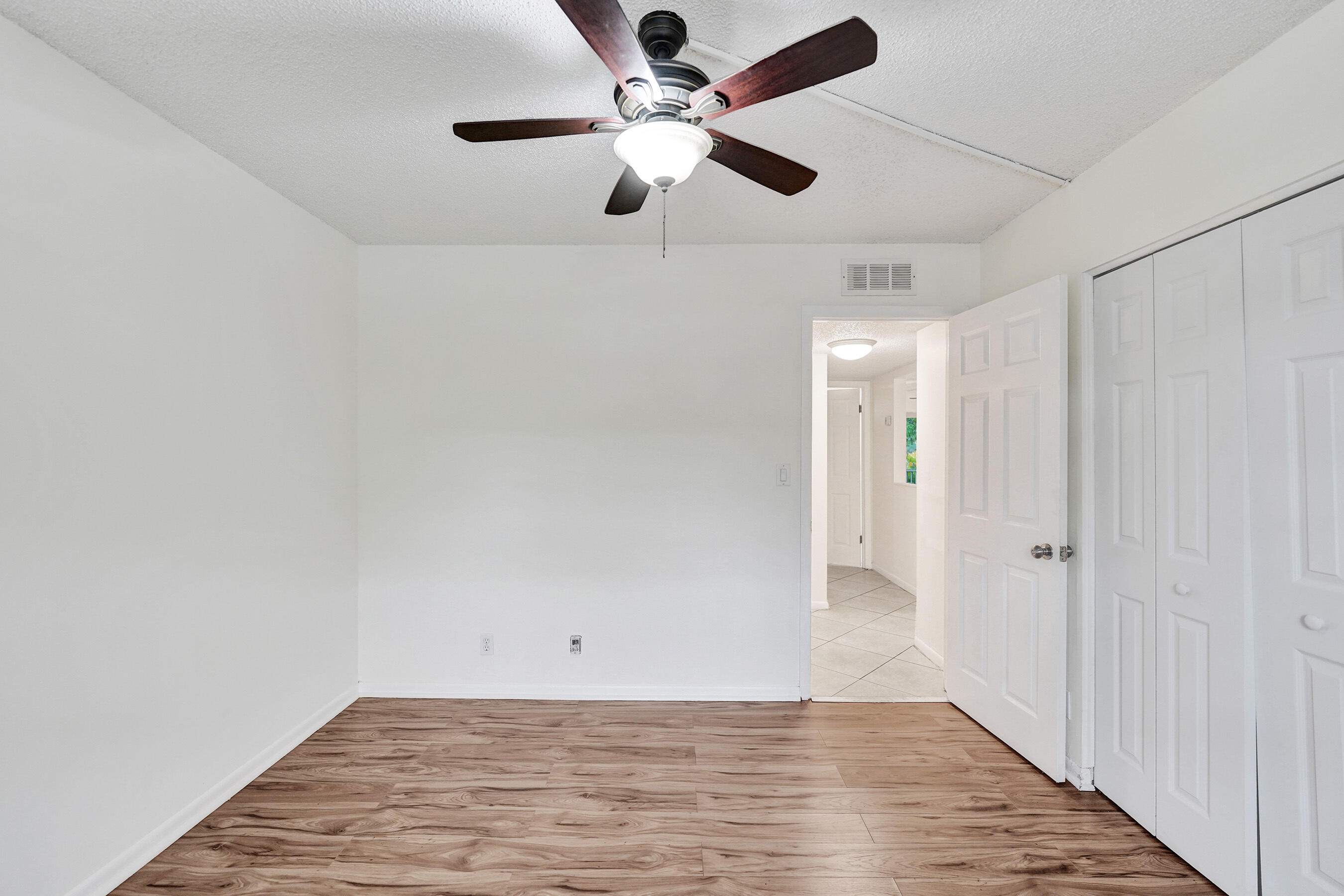 SHERWOOD SQUARE CONDOMINIUM - Residential