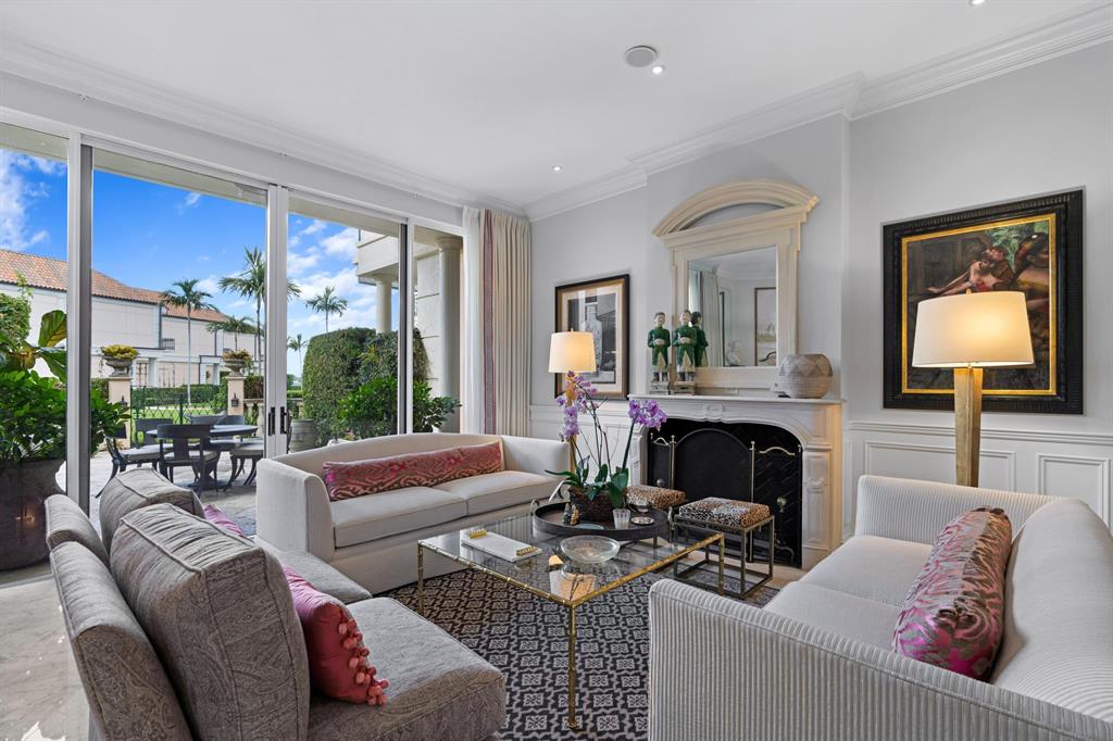 VILLA PLATI TOWNHOMES - Residential