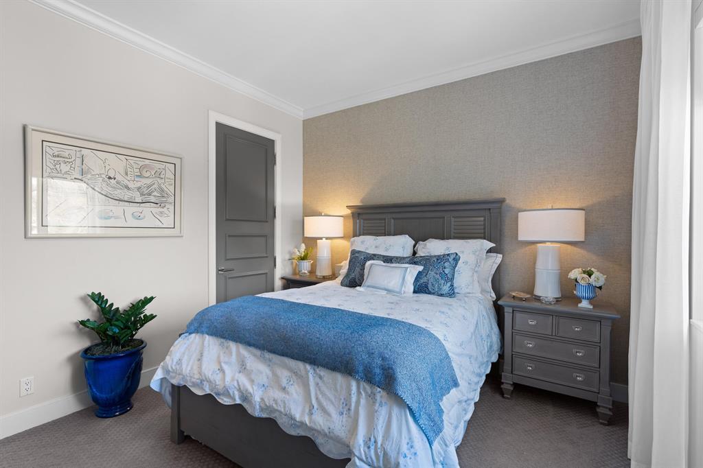 VILLA PLATI TOWNHOMES - Residential