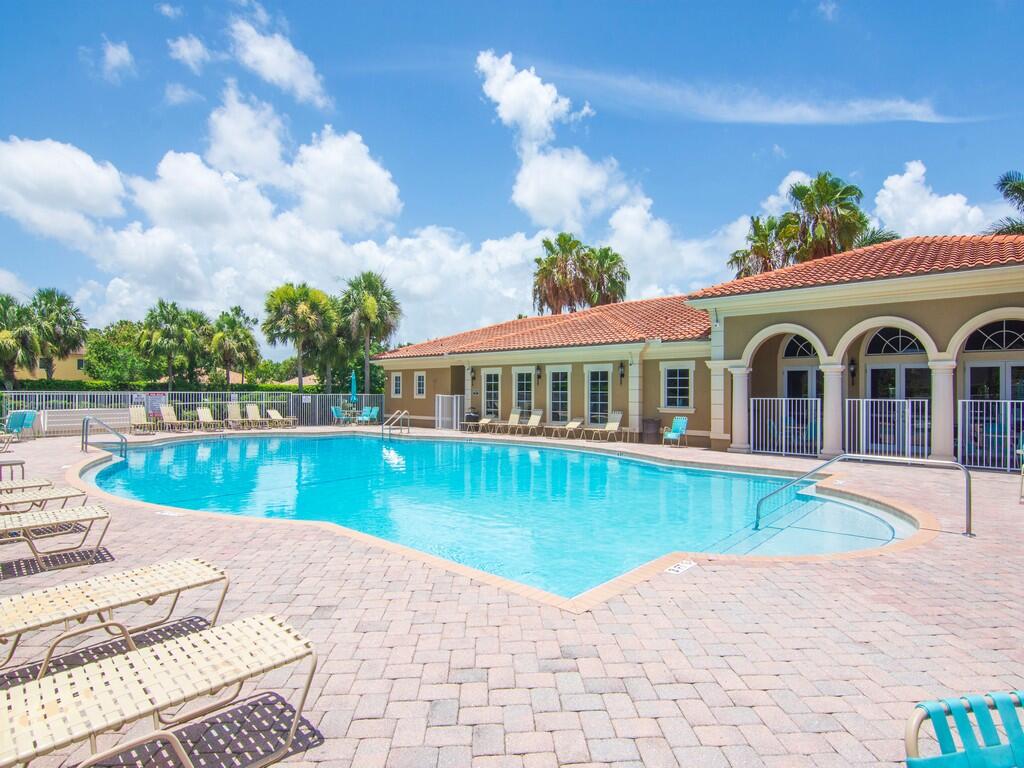 VEROLAGO PHASE 3 - Residential