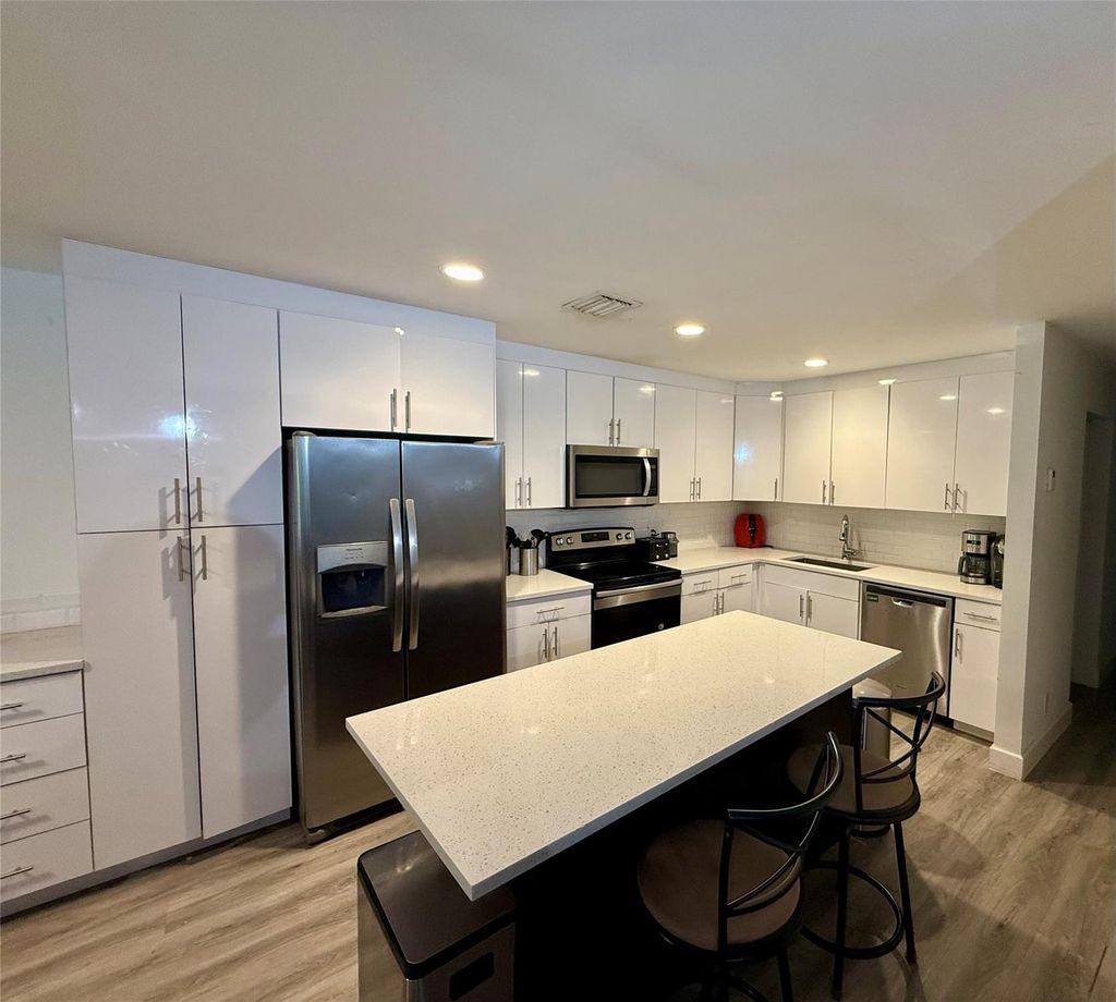 Photo of 3400 N Dixie Highway, Boca Raton, FL 33431 (MLS # F10505061)