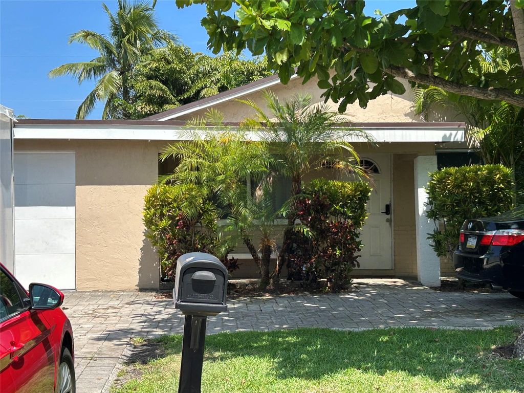 Photo of 3400 N Dixie Highway, Boca Raton, FL 33431 (MLS # F10505061)