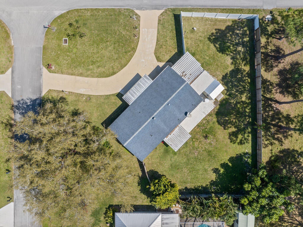 Photo of 6501 Bayard Road, Fort Pierce, FL 34951 (MLS # R10965125)