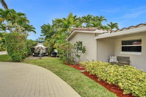 Single Family Residence in Fort Lauderdale FL 2721 58th St St 34.jpg