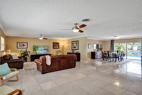 Single Family Residence in Fort Lauderdale FL 2721 58th St St 5.jpg