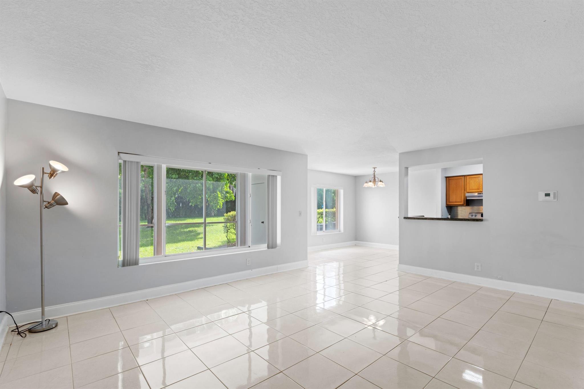 CASABLANCA ISLES CONDO - Residential Lease