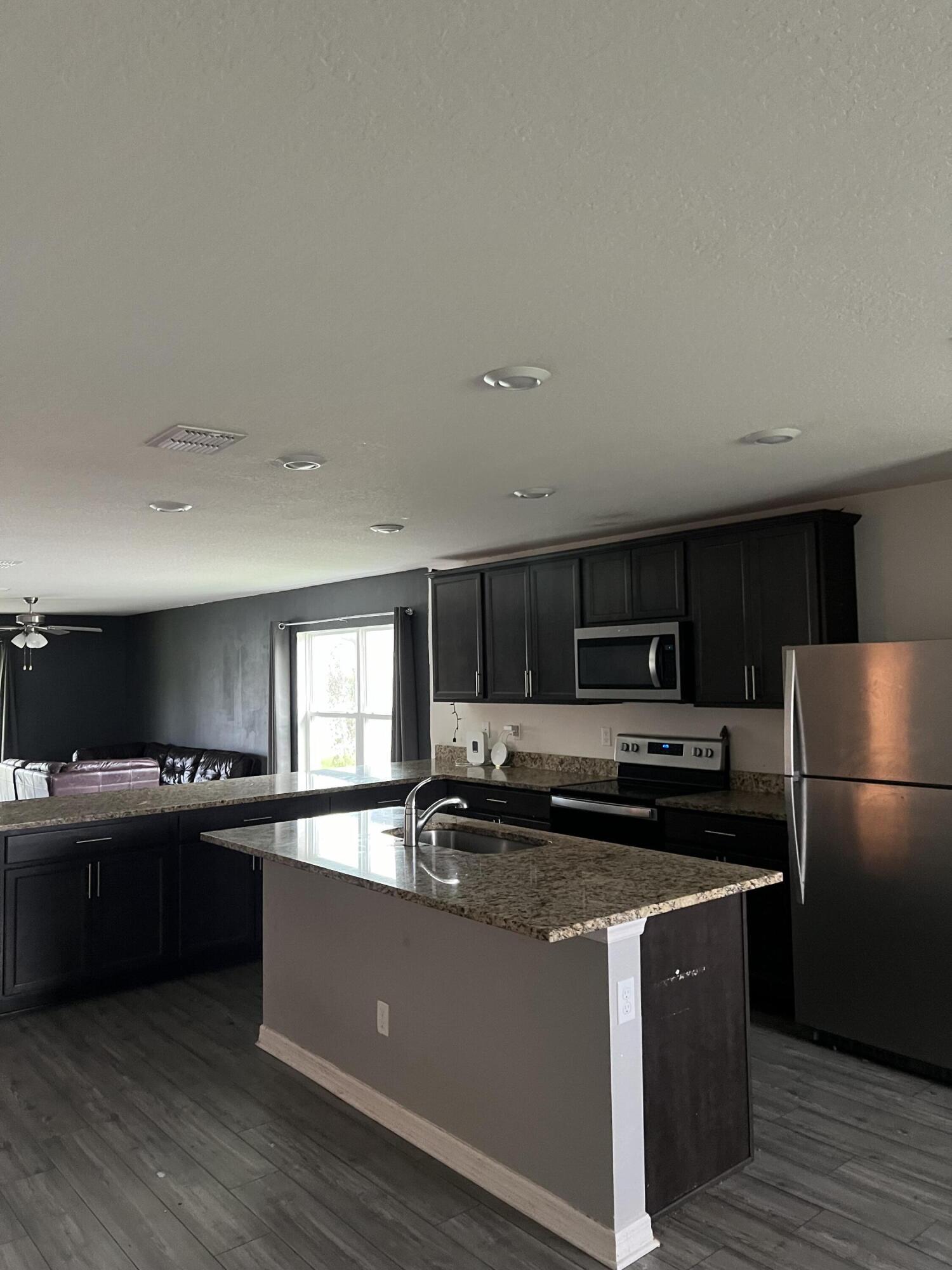 5516 Jamboree Drive