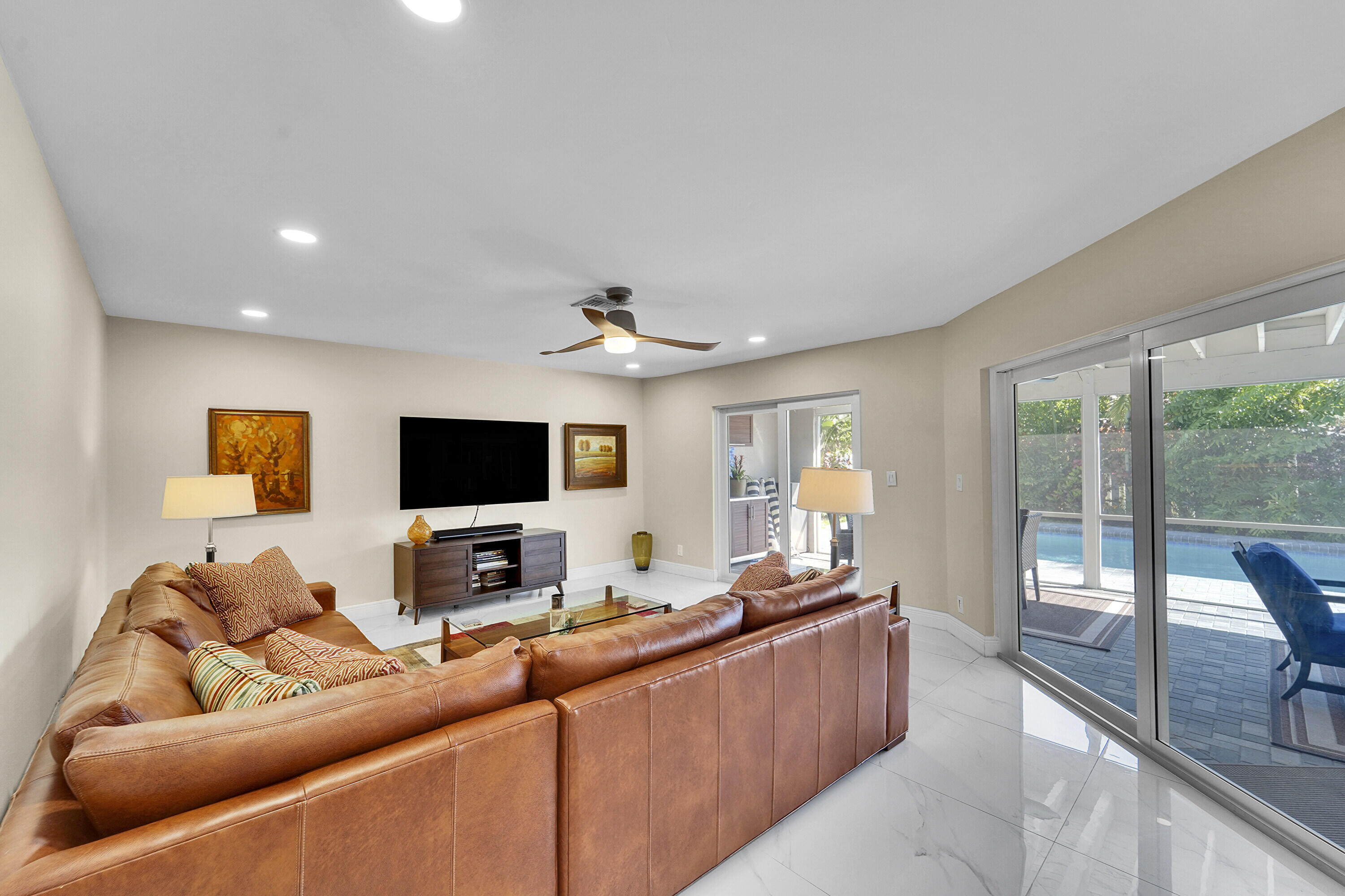 CYPRESS RUN - Residential