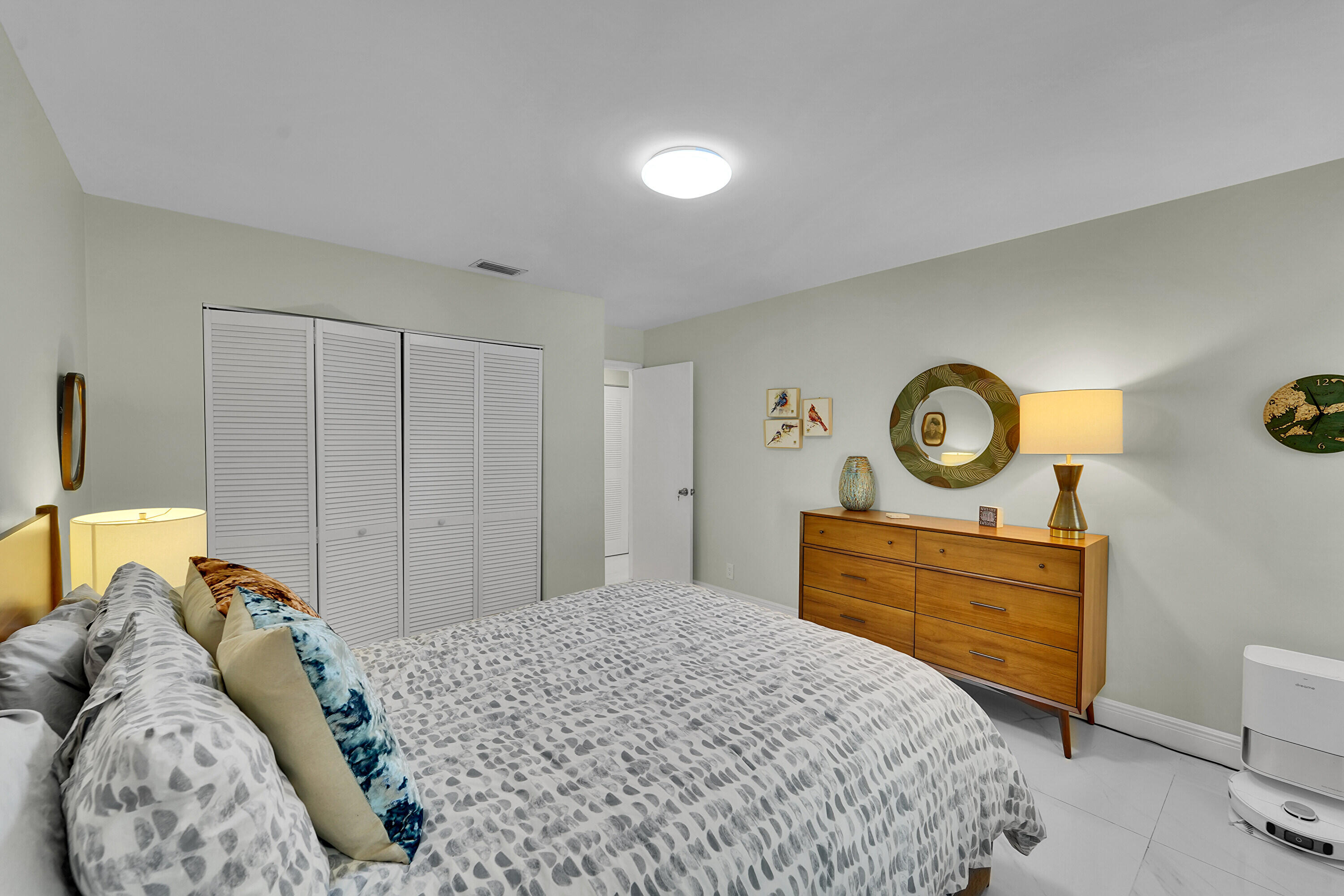 CYPRESS RUN - Residential