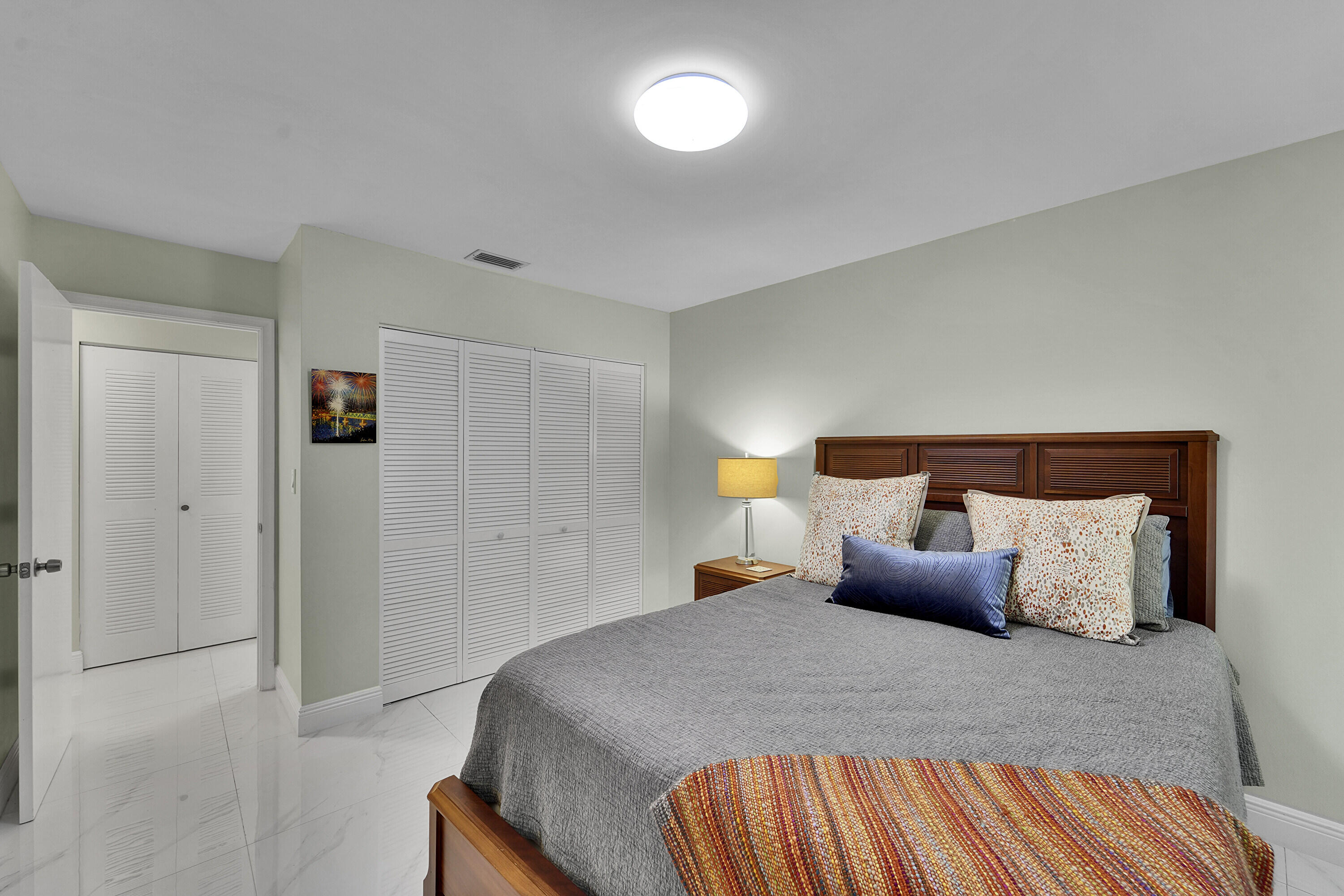 CYPRESS RUN - Residential